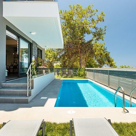 Nisos Villa, Pool & Heated Spawhirlpool, Walking To Beach, By Thinkvilla Sfakaki Exterior photo
